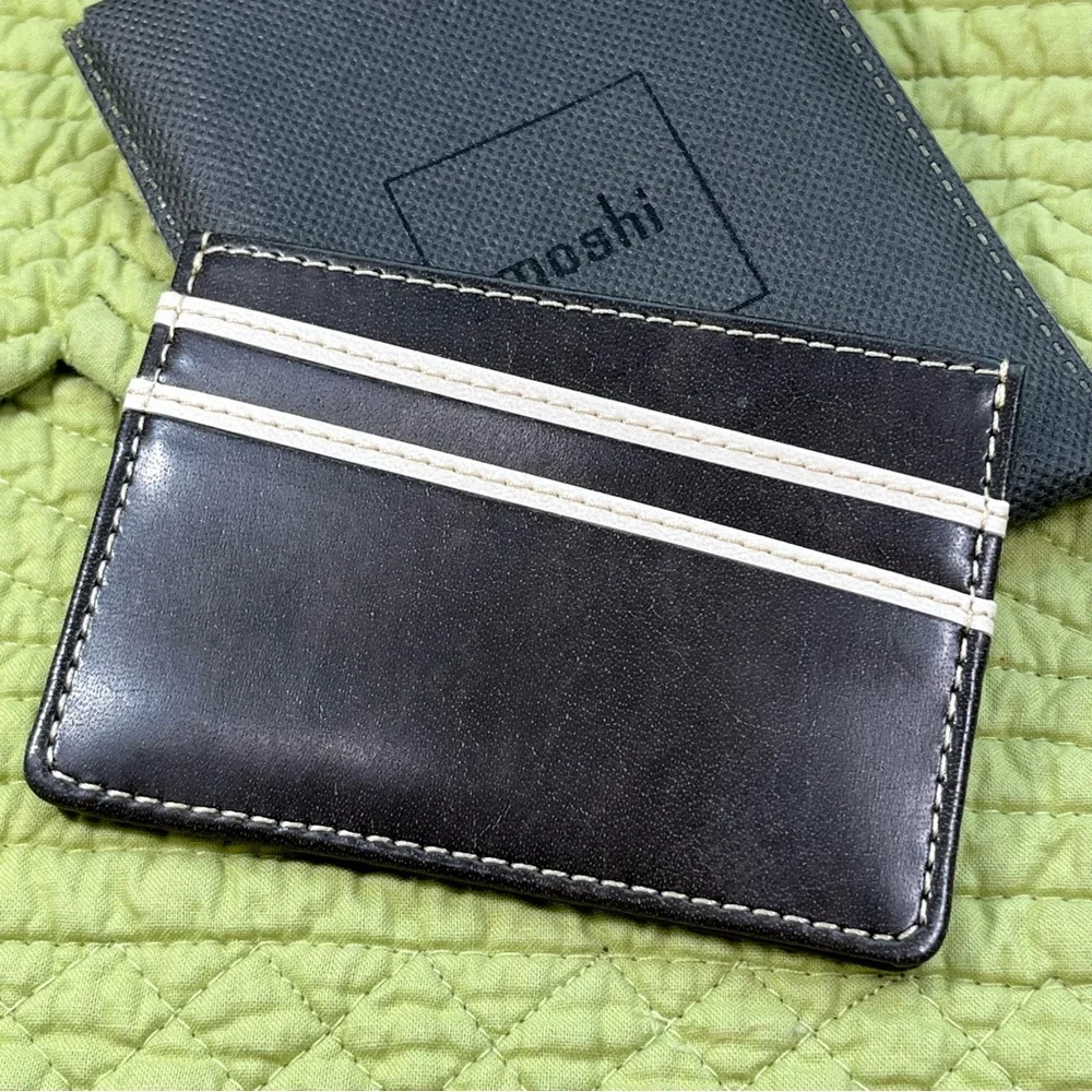 Moshi Lightweight Vegan Leather Slim Wallet, Deep Oak Brown, Like New